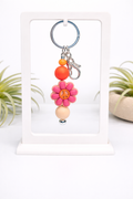 Retro Peace Flower Beaded Keychain – Pink Daisy Keychain | Groovy Bag Charm